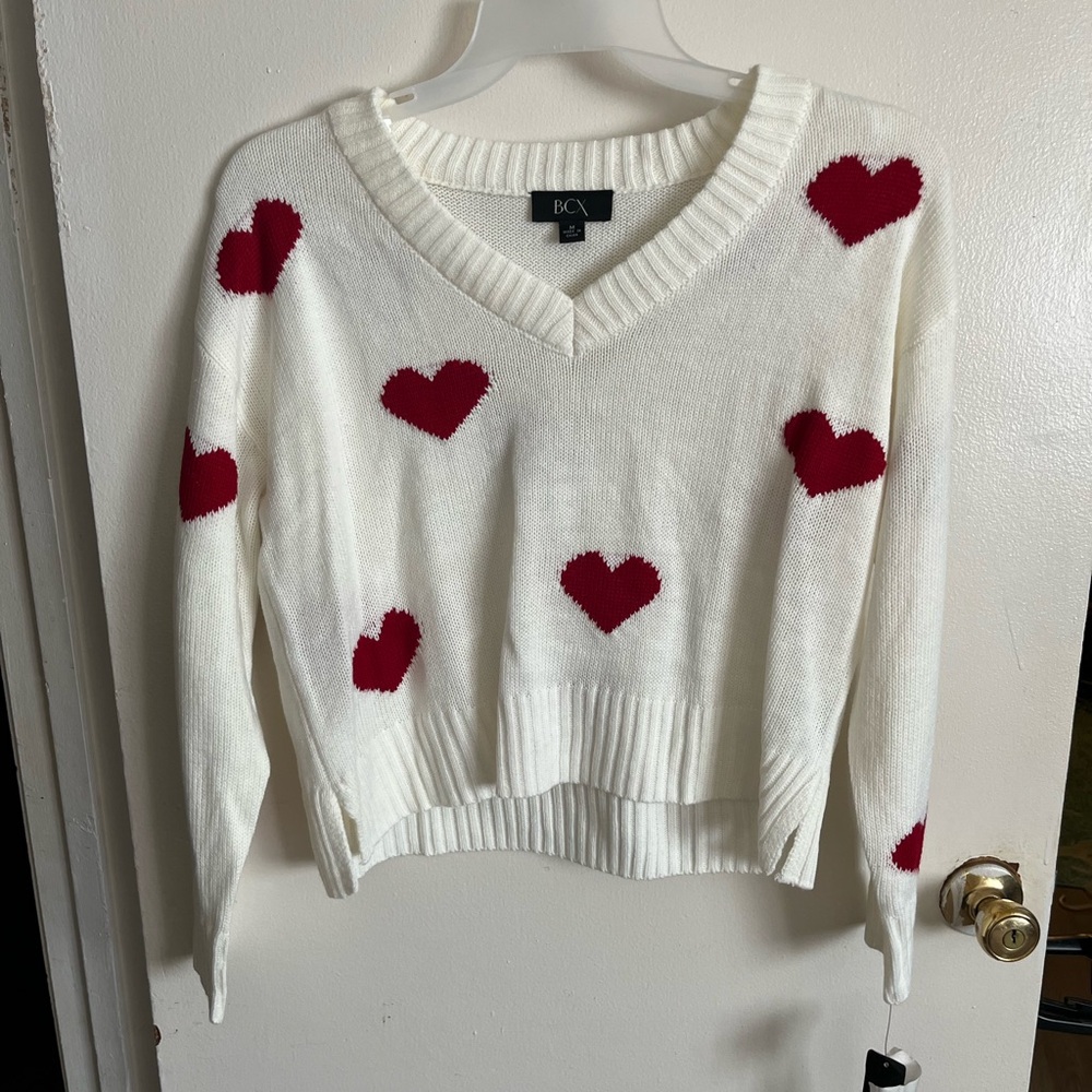 BCX V-Neck Sweater with Red Heart Pattern-NWT